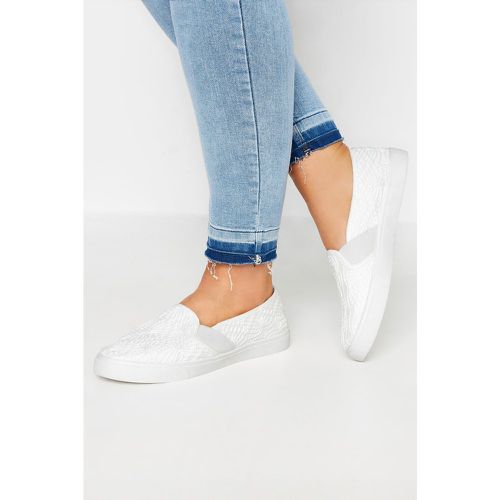 Tennis Blanches Texturées Broderie Anglaise Pieds Larges E - Yours - Modalova