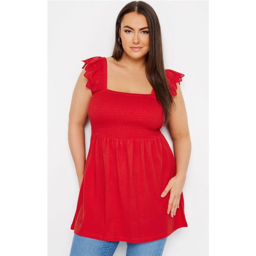 Curve Red Broderie Anglaise Peplum Top, Grande Taille & Courbes - Yours - Modalova