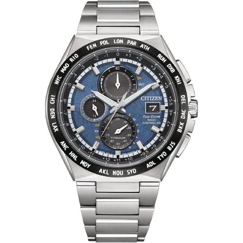 Montre Radio Controlled - AT8238-84L Bracelet Titane - Citizen - Modalova