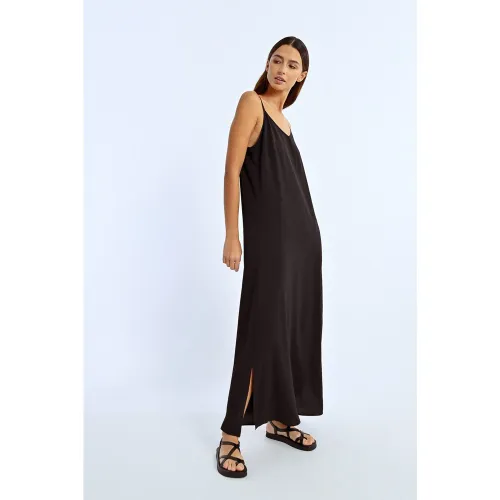 Longue robe - LILI SIDONIO - Modalova