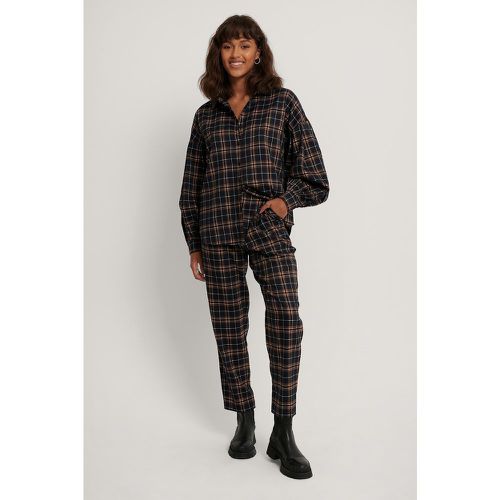 Pantalon De Costume À Carreaux - Checkered - NA-KD Trend - Modalova