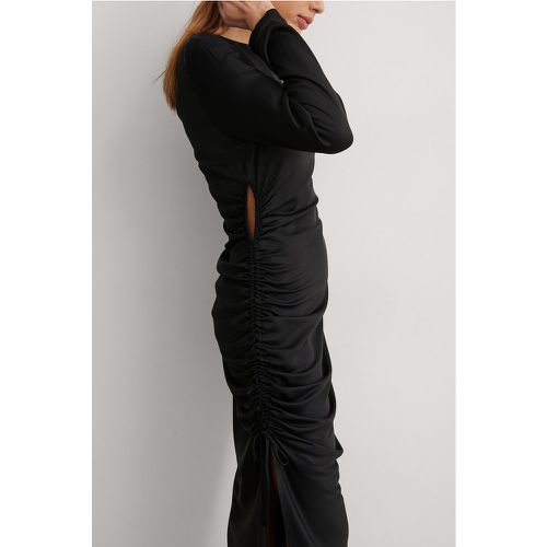 Robe mi-longue drapée à une manche - Black - NA-KD Trend - Modalova
