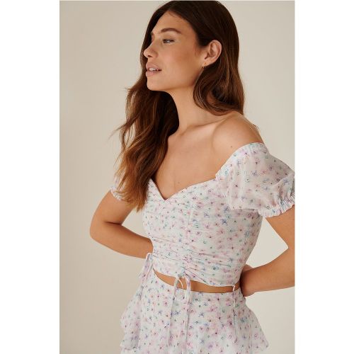 Haut épaules dénudées à cordon avec détail en matière recyclée - Flower - Pamela x NA-KD Reborn - Modalova
