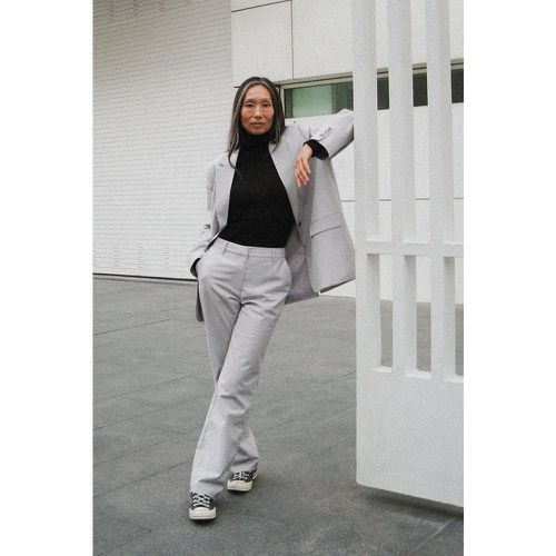 Pantalon de costume à jambe droite - Grey - NA-KD Classic - Modalova