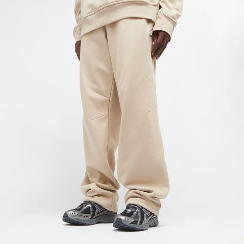 HOOPS UNIFORM PANT stoneware (033), , Pantalons de survêtements, en , taille: S - New Balance - Modalova