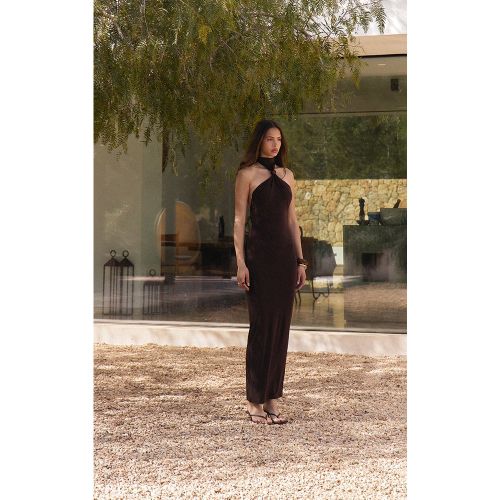 Robe longue moulante à dos nu et perle - PrettyLittleThing - Modalova