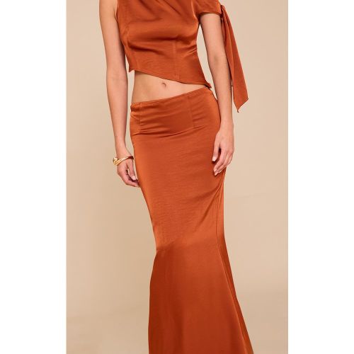 Jupe longue satinée à taille mi-haute - PrettyLittleThing - Modalova