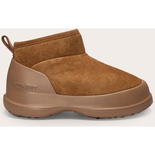 MOON BOOT Bottes basses en suédine Protecht Luna - PrettyLittleThing - Modalova