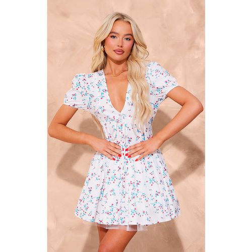 Robe droite plissée fleuri à noeud et manches courtes - PrettyLittleThing - Modalova