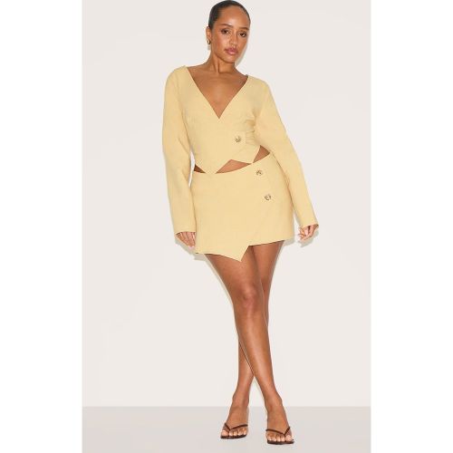 Shape Jupe-short asymétrique en effet lin à boutons martelés | Taille 38 - PrettyLittleThing - Modalova