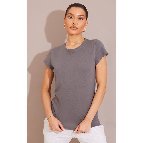 T-shirt ajusté basique gris en coton biologique - PrettyLittleThing - Modalova