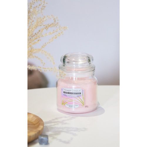 Yankee Candle Home Inspirations Bougie jarre moyenne Crépuscule - PrettyLittleThing - Modalova