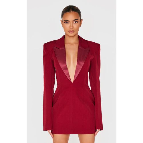 Robe blazer de tailleur à revers satinés - PrettyLittleThing - Modalova