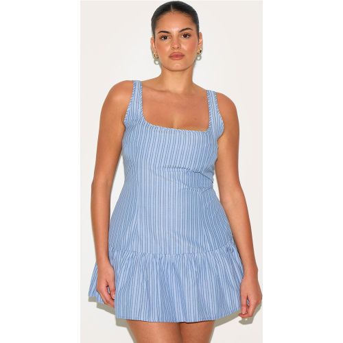 Plus robe droite sans manches à rayures et col rond - PrettyLittleThing - Modalova
