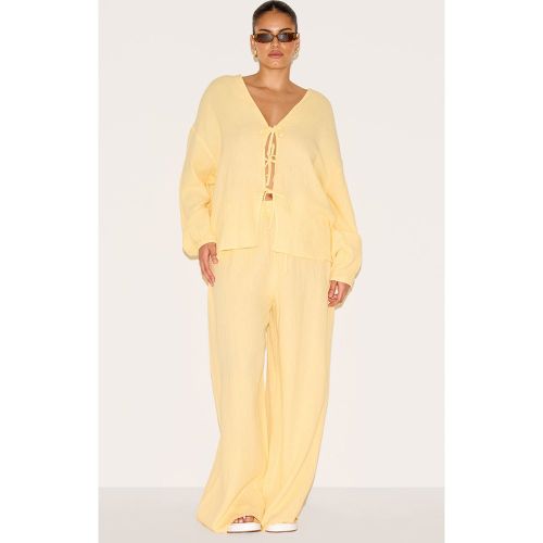 Plus Pantalon large citronné texturé en étamine - PrettyLittleThing - Modalova