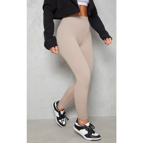 Legging côtelé structuré à bas resserré - PrettyLittleThing - Modalova