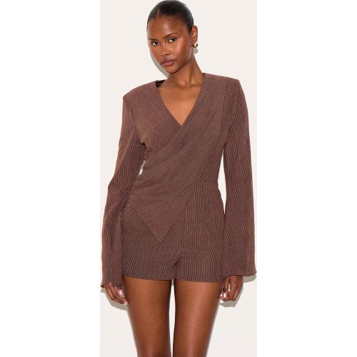 Combishort cache-coeur en peau de pêche à fines rayures et manches longues | Taille 34 - PrettyLittleThing - Modalova