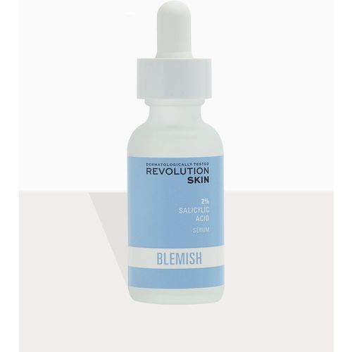 Revolution Skincare Sérum anti-imperfections ciblé à l'acide salicylique à 2% - PrettyLittleThing - Modalova