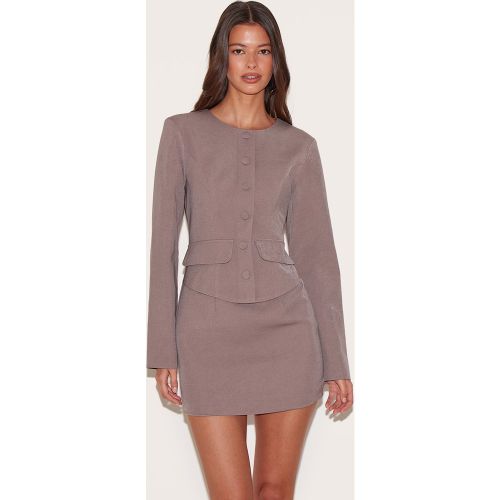 Mini robe de tailleur tissée à détail boutons - PrettyLittleThing - Modalova