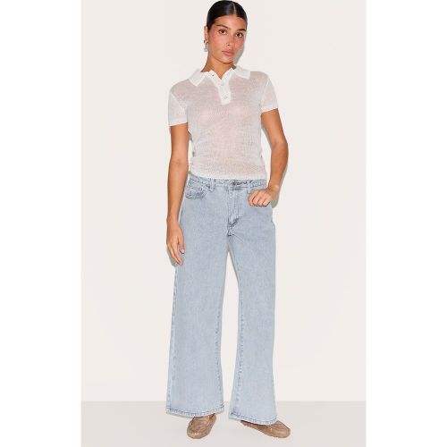 Jean Évasé Taille Basse Coupe Petite - PrettyLittleThing - Modalova