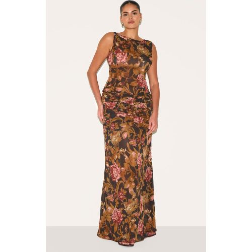 Plus Jupe longue en mousseline de soie fleurie froncée - PrettyLittleThing - Modalova