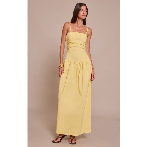 Robe longue tissée stretch froncée à bretelles fines | Taille 38 - PrettyLittleThing - Modalova