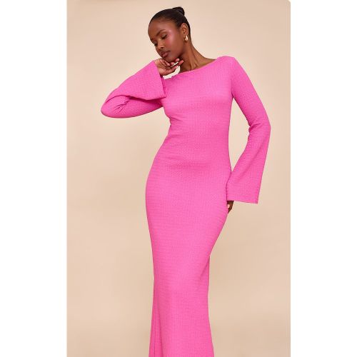 Robe longue texturée à manches longues - PrettyLittleThing - Modalova