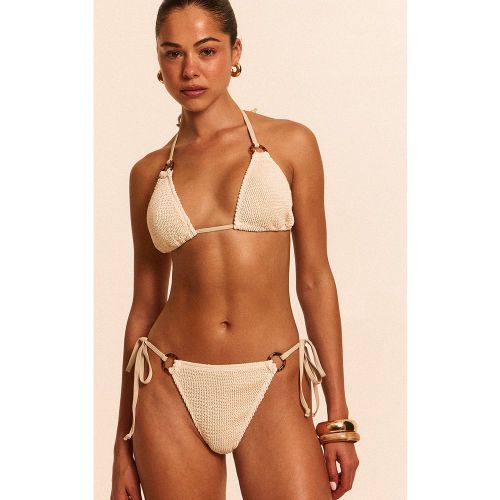Haut de maillot de bain triangle crêpé à anneaux - PrettyLittleThing - Modalova