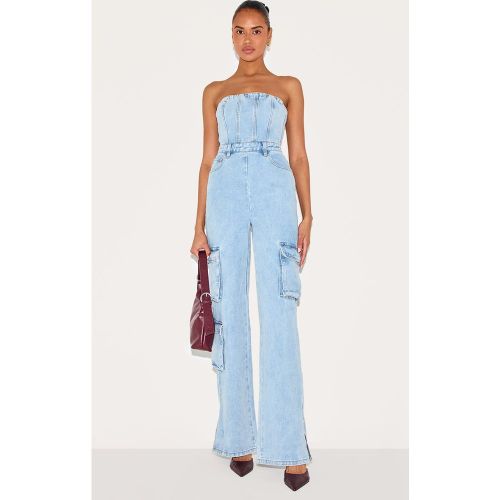 Combinaison bustier en jean bleu très délavé à poches style cargo - PrettyLittleThing - Modalova
