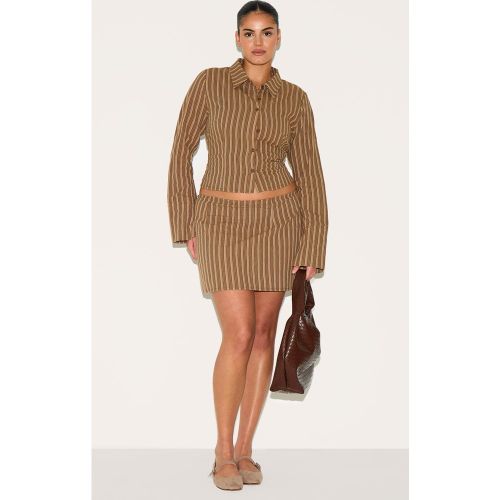 Plus Mini-jupe trapèze à fines rayures - PrettyLittleThing - Modalova