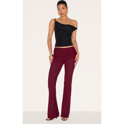 Pantalon flare en mesh rouge vin à détail replié | Taille 44 - PrettyLittleThing - Modalova