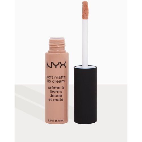 NYX PMU Rouge à lèvres crème soft matte - PrettyLittleThing - Modalova