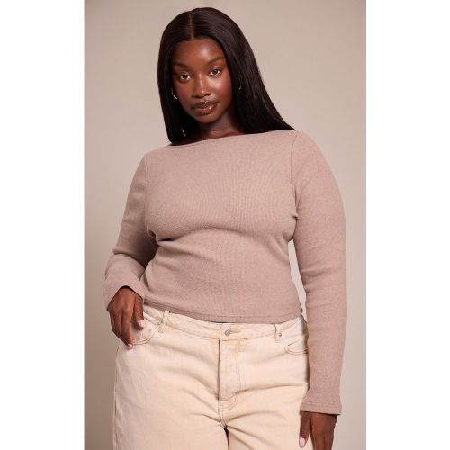 Plus Top doux côtelé à col bateau et manches longues | Taille 48 - PrettyLittleThing - Modalova