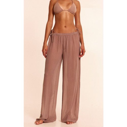 Pantalon de plage en mousseline de soie à fines rayures - PrettyLittleThing - Modalova