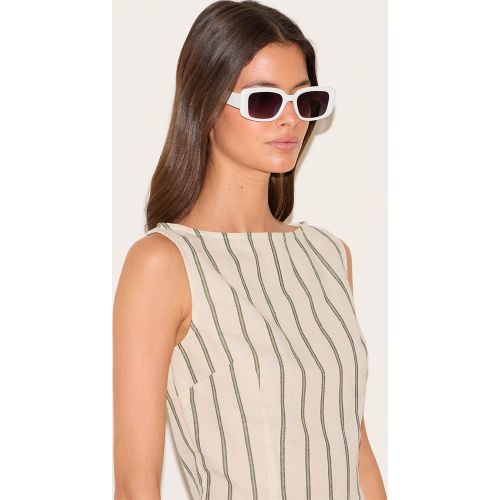 Lunettes de soleil carrées blanches - PrettyLittleThing - Modalova