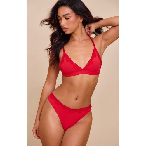 Ensemble de lingerie en jersey à bordures en dentelle - PrettyLittleThing - Modalova