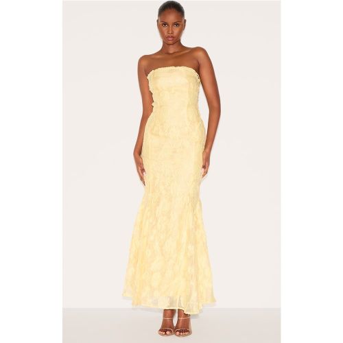 Robe longue texturée à dos lacé - PrettyLittleThing - Modalova