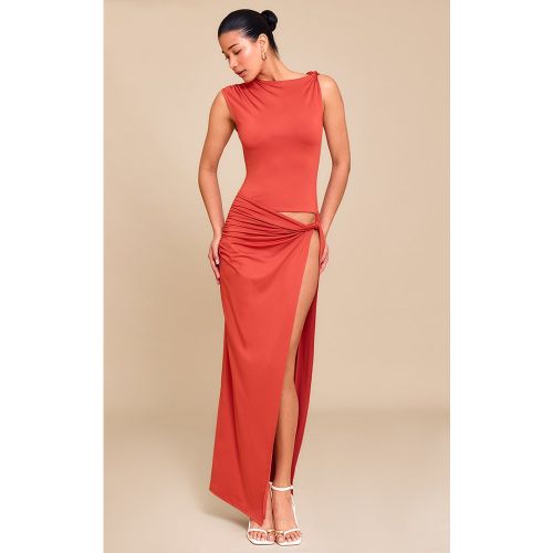 Robe longue froncée à découpe - PrettyLittleThing - Modalova