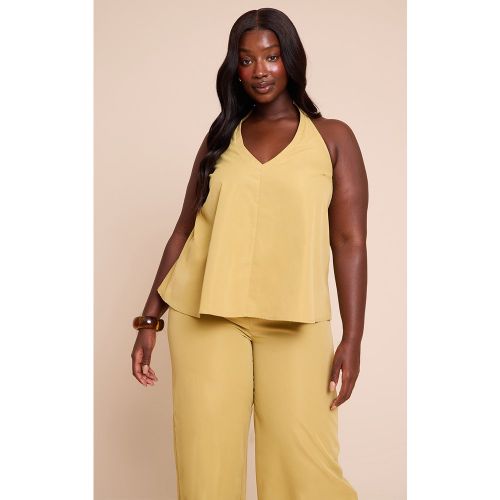Plus Top de tailleur à dos nu et volants - PrettyLittleThing - Modalova