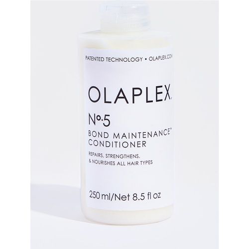 Olaplex Shampooing réparateur No.4 250 ml - PrettyLittleThing - Modalova
