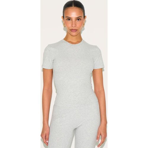 Petite Top de sport long en Sculpt à manches courtes - PrettyLittleThing - Modalova