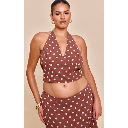 Plus Top en mousseline de soie à pois et dos nu - PrettyLittleThing - Modalova