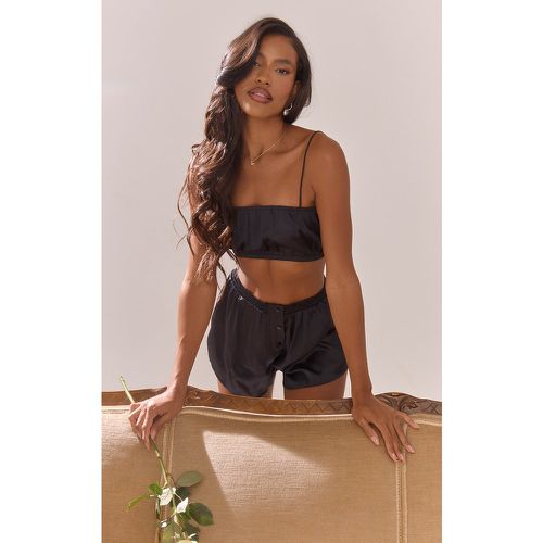 Ensemble de pyjama satiné à bralette & short - PrettyLittleThing - Modalova