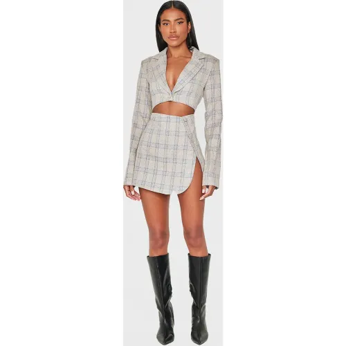 Robe blazer découpée à carreaux et manches longues - PrettyLittleThing - Modalova