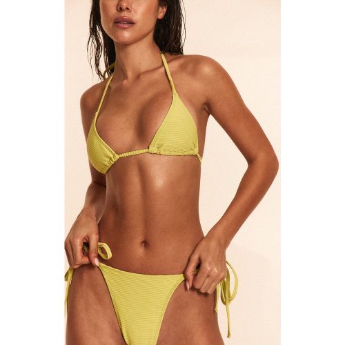 Haut de maillot de bain triangle côtelé - PrettyLittleThing - Modalova