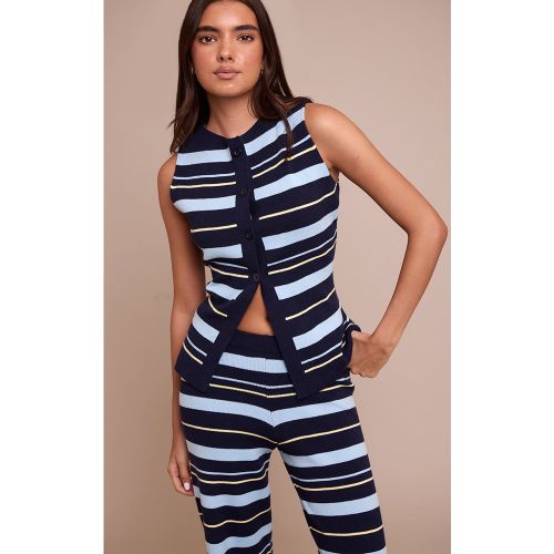 Gilet en viscose compacte à rayures | Taille Large - PrettyLittleThing - Modalova