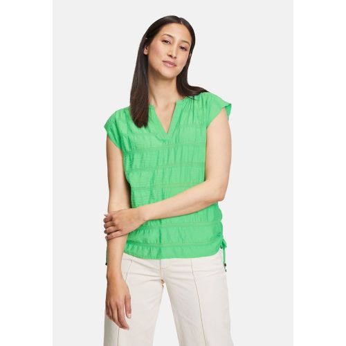 Haut façon blouse sans manches - BETTY & CO - Modalova