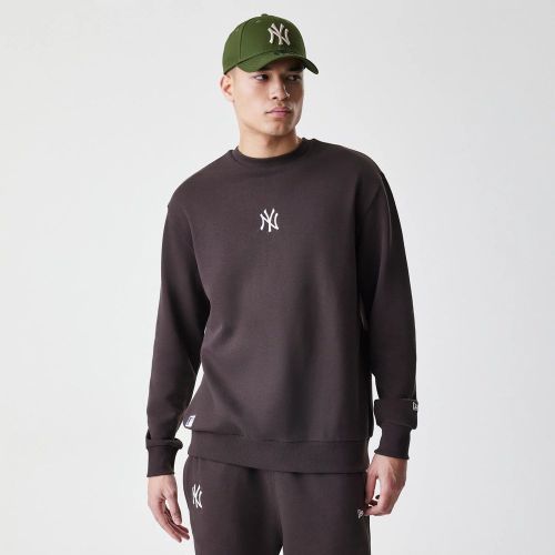 Pull Oversize New York Yankees MLB League Essential Midi Marron Foncé unisex - New Era Cap - Modalova