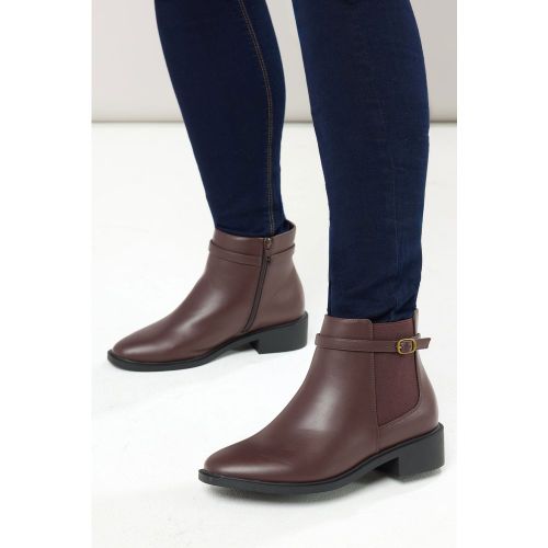 Bottines Extensibles À Boucle En Similicuir Marron Chocolat, Coupes Wide E Et Extra Wide Eeesize 39EEE - Yours - Modalova