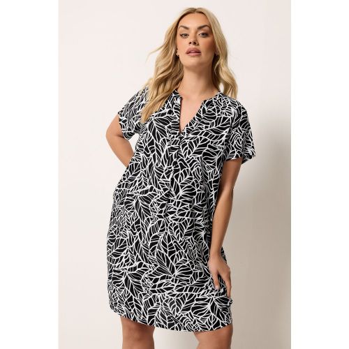 Robe Plissée Devant Noire À Motif Feuille Abstrait Size 58-60 - Yours - Modalova